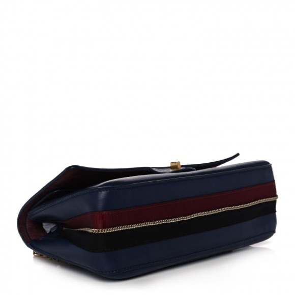 Chanel Calfskin Nude 2.55 Medals Reissue 226 - Picture 6 of 10